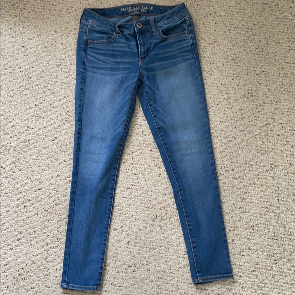 AMERICAN EAGLE OUTFITTER JEANS